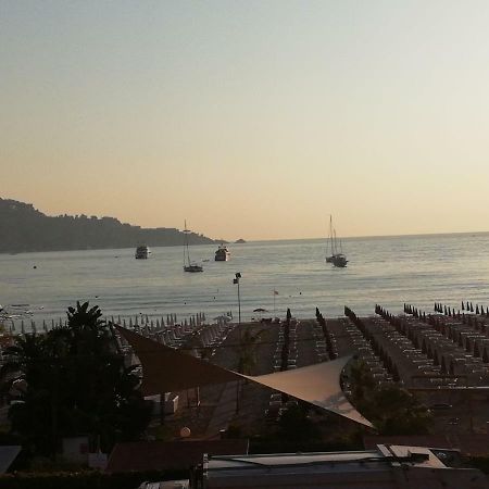 B&B Baia Delle Sirene Giardini Naxos Dış mekan fotoğraf