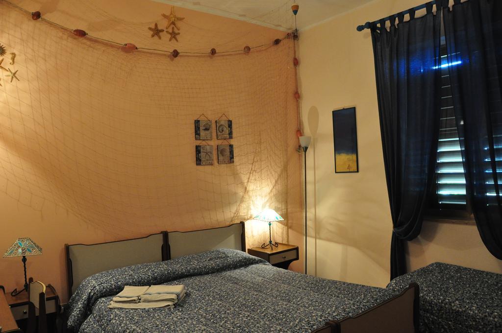 B&B Baia Delle Sirene Giardini Naxos Oda fotoğraf