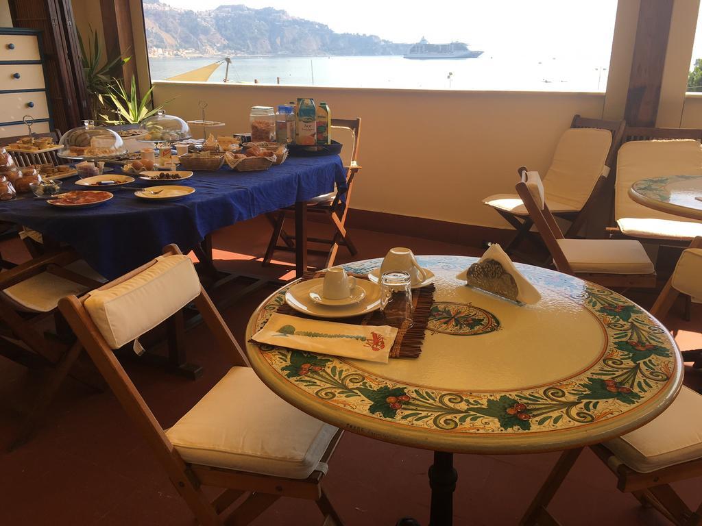 B&B Baia Delle Sirene Giardini Naxos Dış mekan fotoğraf