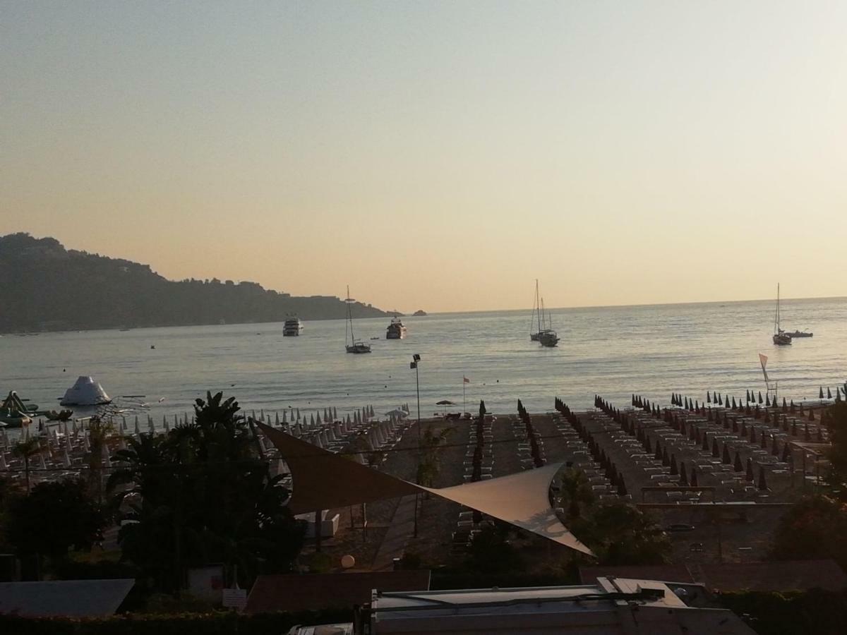B&B Baia Delle Sirene Giardini Naxos Dış mekan fotoğraf